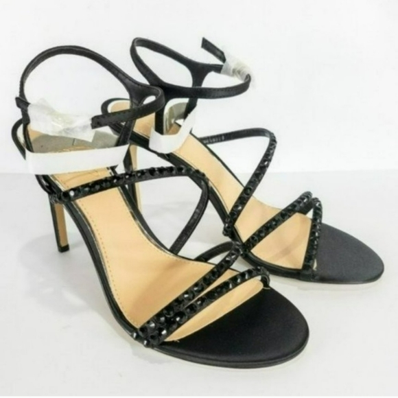 Jewel by Badgley Mischka Marimba Black Sandals - Picture 7 of 9